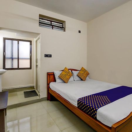 Spot On 73621 Srinivasa Boarding And Lodging Jalahalli Экстерьер фото