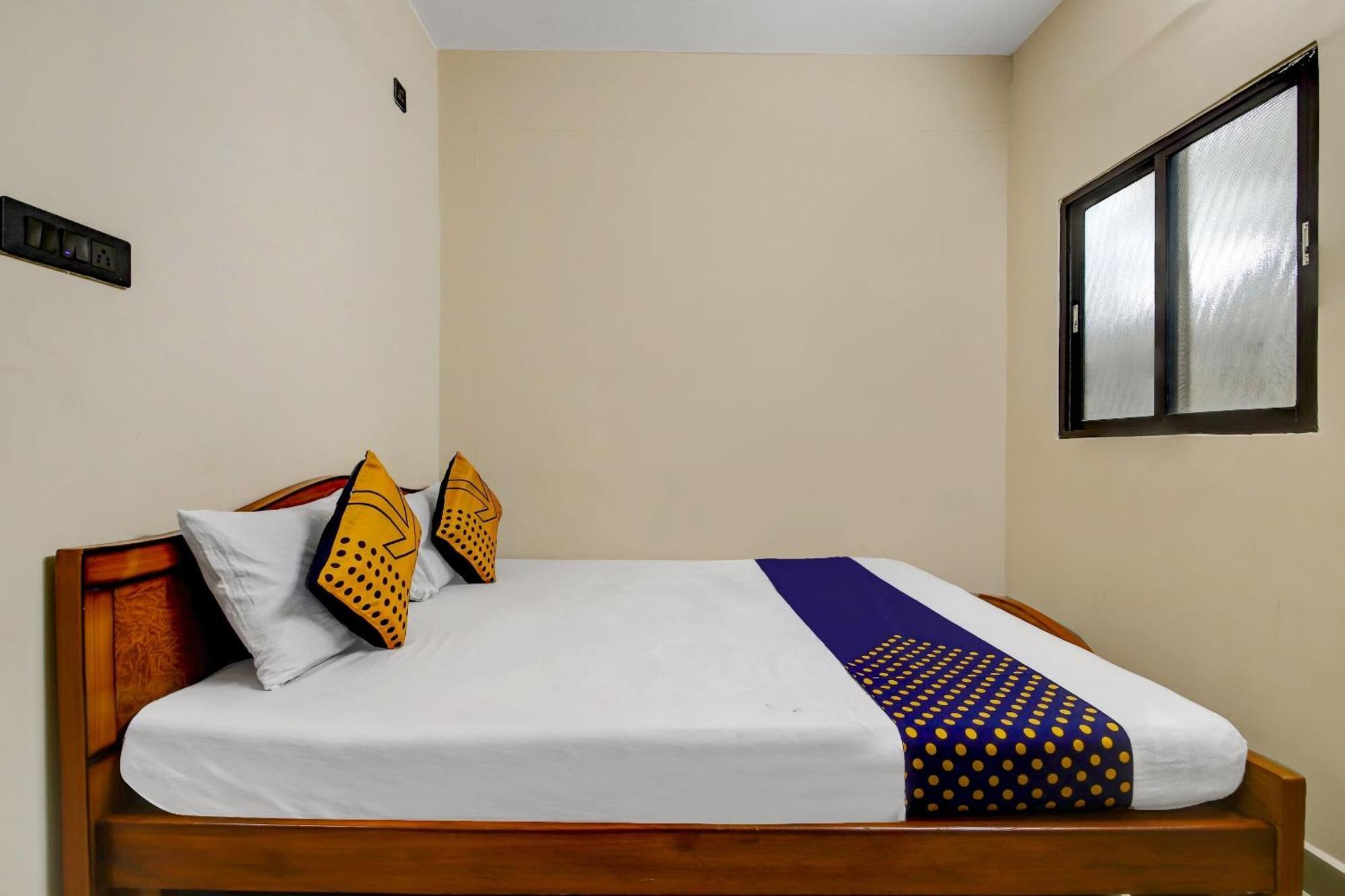 Spot On 73621 Srinivasa Boarding And Lodging Jalahalli Экстерьер фото