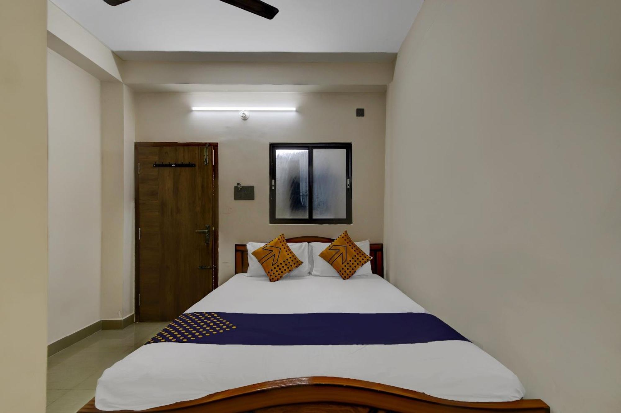 Spot On 73621 Srinivasa Boarding And Lodging Jalahalli Экстерьер фото